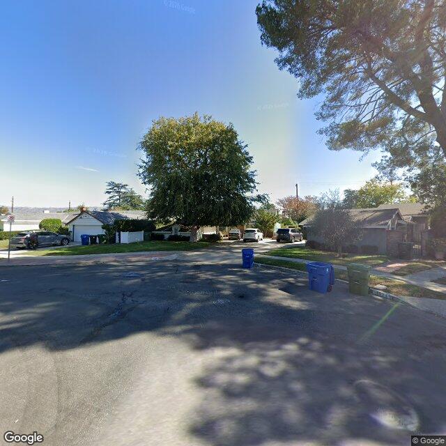 photo of 4934 AUCKLAND AVE LOS ANGELES CA 91601