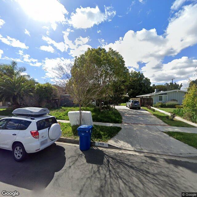 photo of 7919 CAPISTRANO AVE LOS ANGELES CA 91304