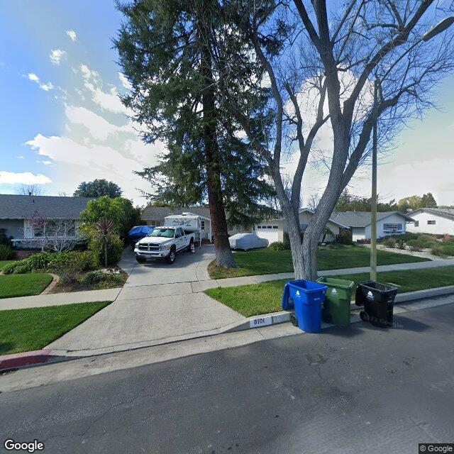 photo of 8101 MOORCROFT AVE LOS ANGELES CA 91304