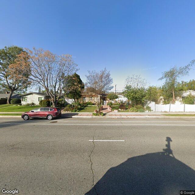 photo of 7829 FALLBROOK AVE LOS ANGELES CA 91304