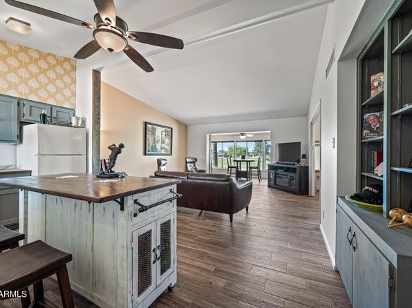 photo of 10828 N Fairway Ct E, Sun City, AZ 85351