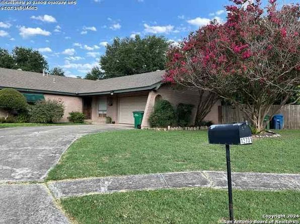 photo of 12731 LA CUEVA ST, San Antonio, TX 78233