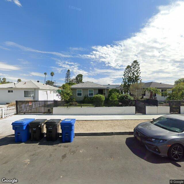 photo of 5642 SATSUMA AVE LOS ANGELES CA 91601