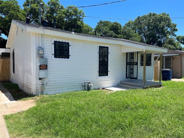 photo of 5128 Dimple Jackson St, Dallas, TX 75210