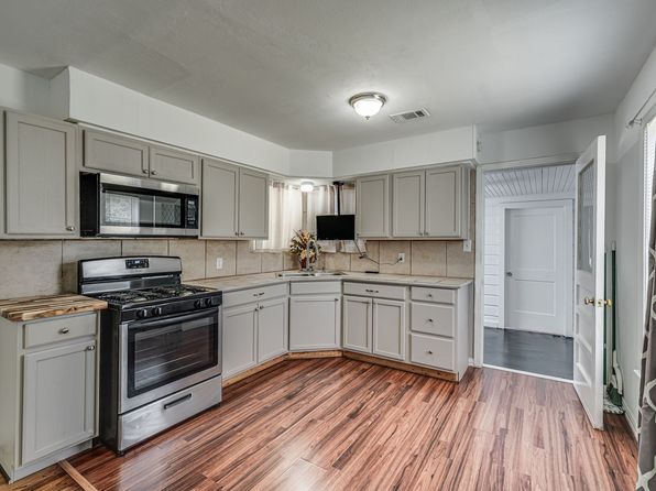 photo of 3212 Cedar Lake Dr, Dallas, TX 75227