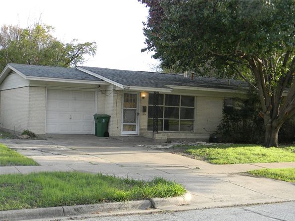 photo of 7908 Lazy Lane Rd, North Richland Hills, TX 76180