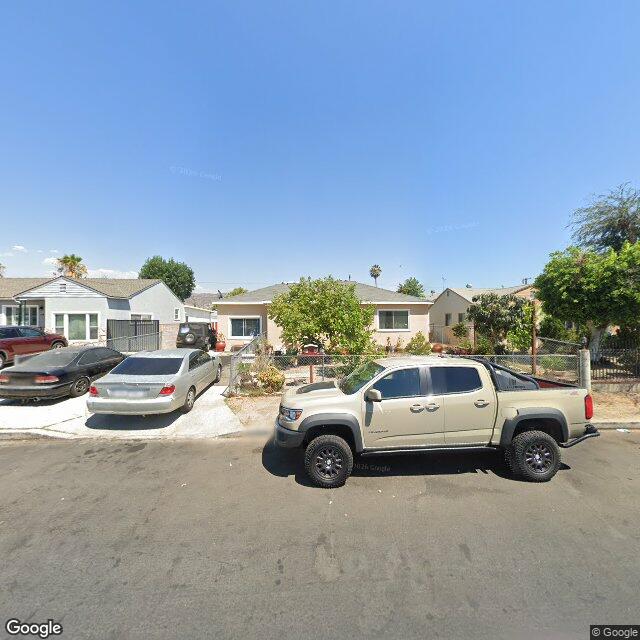 photo of 7508 SATSUMA AVE LOS ANGELES CA 91352