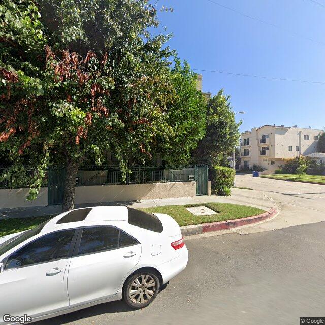 photo of 4350 CARTWRIGHT AVE LOS ANGELES CA 91602