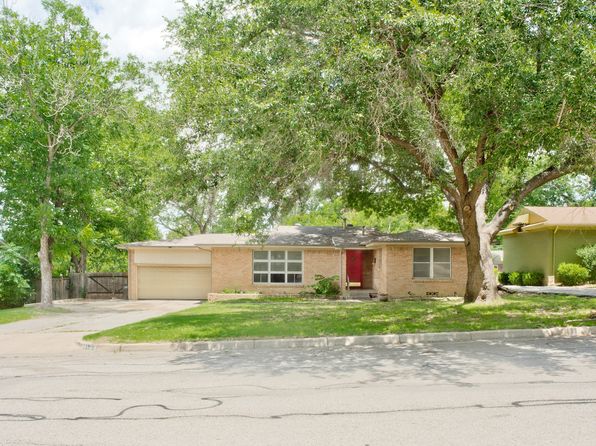 photo of 3412 Bilglade Rd, Fort Worth, TX 76133