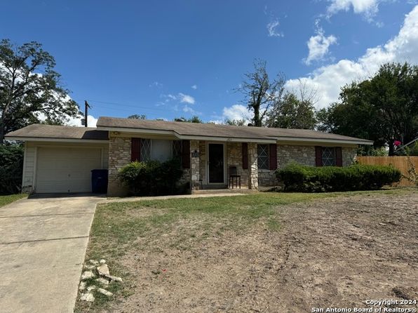 photo of 203 CHESSWOOD DR, San Antonio, TX 78228