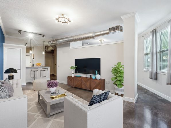 photo of 201 W Lancaster Ave UNIT 120, Fort Worth, TX 76102