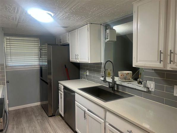 photo of 1402 S Carrier Pkwy APT 309, Grand Prairie, TX 75051