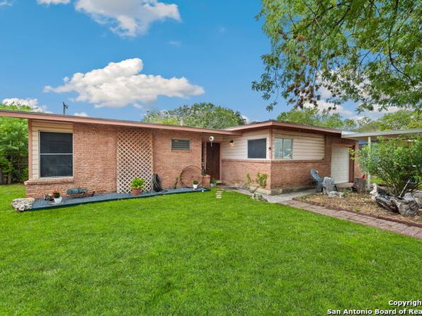 photo of 310 Radiance Dr, San Antonio, TX 78218