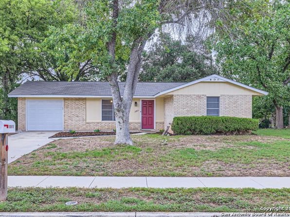 photo of 10815 Lazy Oaks Dr, San Antonio, TX 78217