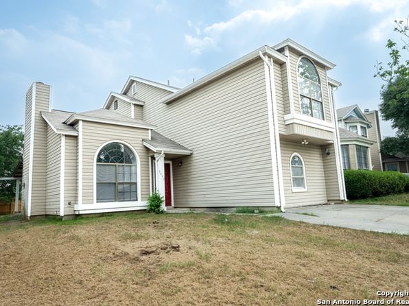 photo of 5990 Catalina Sunrise, San Antonio, TX 78244