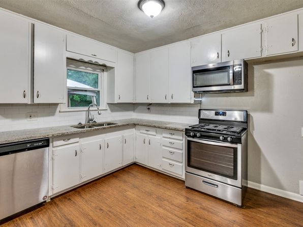 photo of 5129 Sabelle Ln, Haltom City, TX 76117