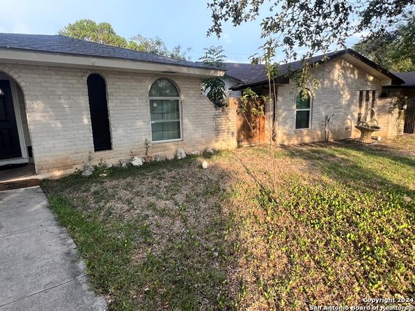 photo of 6214 FOREST BND, San Antonio, TX 78240
