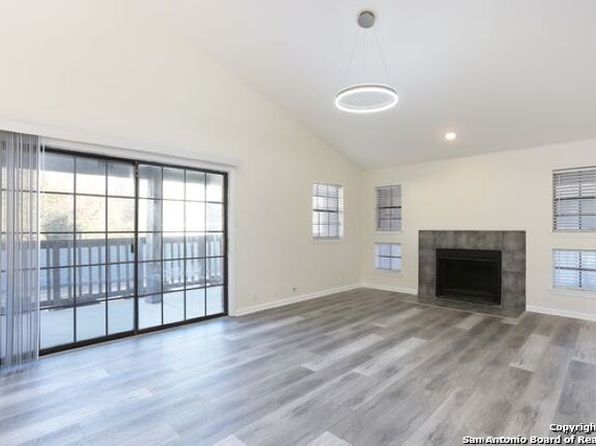 photo of 7930 ROANOKE RUN UNIT 1102, San Antonio, TX 78240