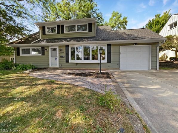 photo of 2948 Prange Dr, Cuyahoga Falls, OH 44223