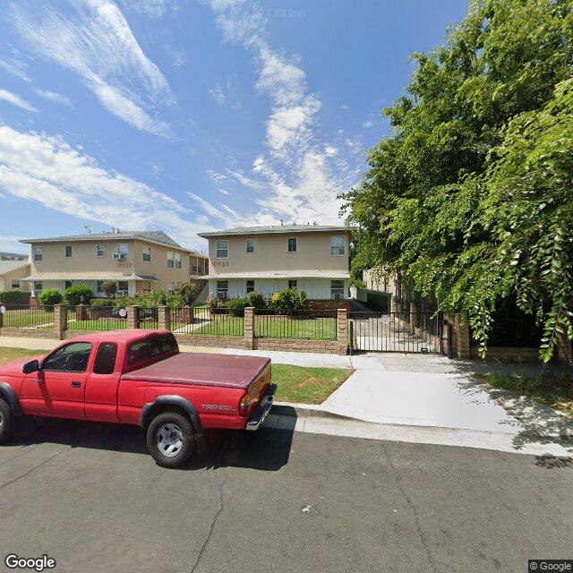 photo of 10933 OTSEGO ST LOS ANGELES CA 91601
