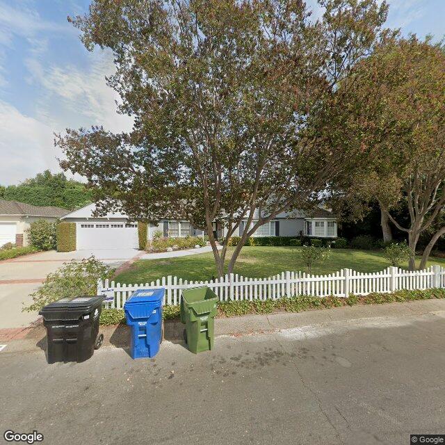 photo of 4638 SANCOLA AVE LOS ANGELES CA 91602