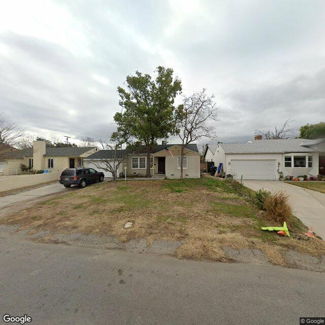 photo of 10400 WEDDINGTON ST LOS ANGELES CA 91601