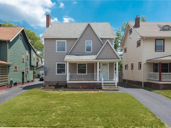 photo of 2115 Marlindale Rd, Cleveland Heights, OH 44118