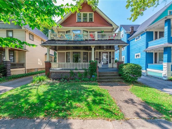 photo of 2564 Cheshire Rd, Shaker Heights, OH 44120