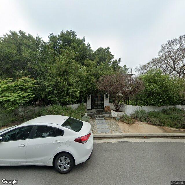 photo of 10405 SARAH ST LOS ANGELES CA 91602