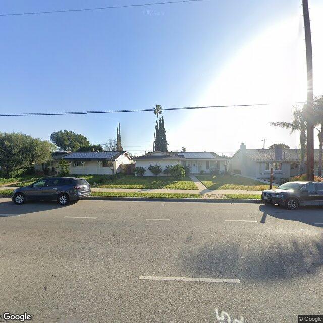 photo of 7948 FALLBROOK AVE LOS ANGELES CA 91304