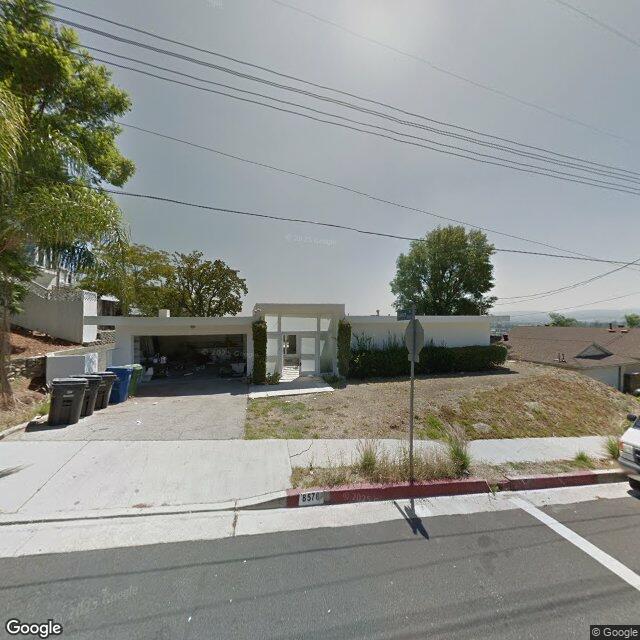 photo of 8576 FARRALONE AVE LOS ANGELES CA 91304