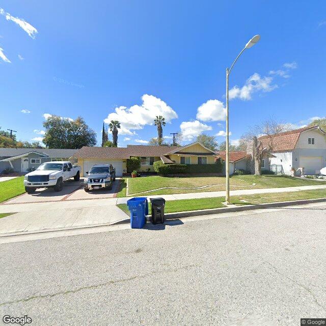 photo of 8123 GLADE AVE LOS ANGELES CA 91304