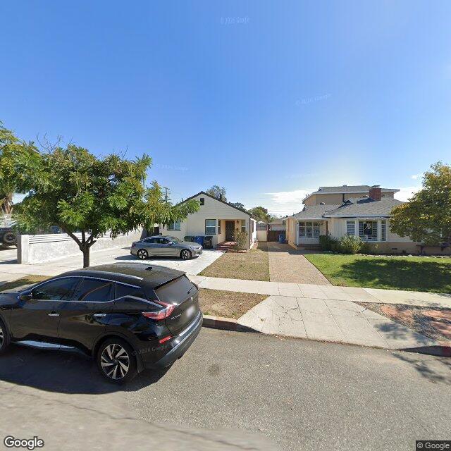 photo of 5552 AUCKLAND AVE LOS ANGELES CA 91601
