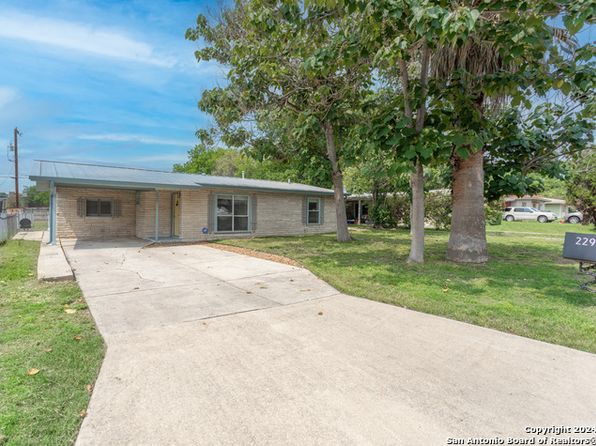 photo of 229 Weathercock Lane, Windcrest, TX 78239
