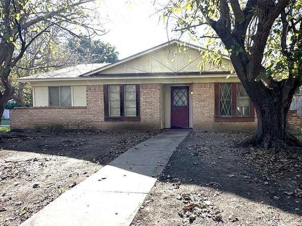 photo of 1810 Lanette Ln, Arlington, TX 76010