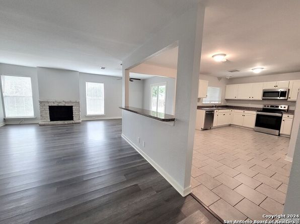 photo of 8511 GLEN BLF, San Antonio, TX 78239