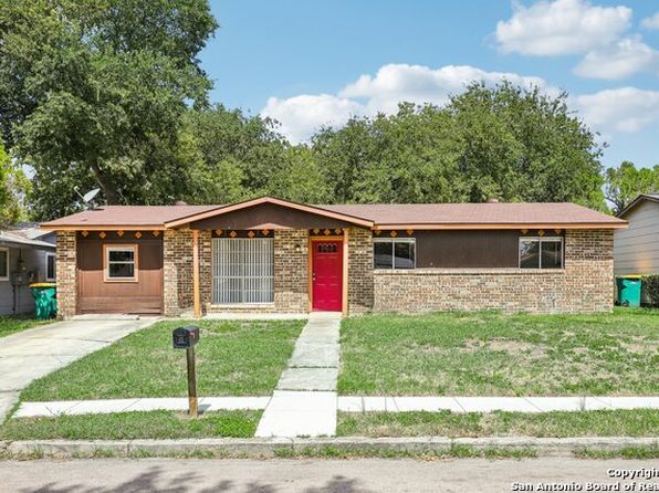 photo of 313 DEBORAH DR, Converse, TX 78109