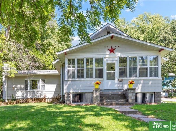 photo of 230 Linden Ave, Council Bluffs, IA 51503