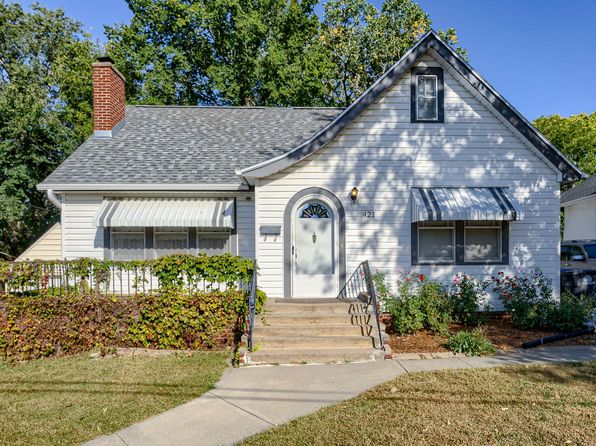 photo of 421 Huntington Ave, Council Bluffs, IA 51503