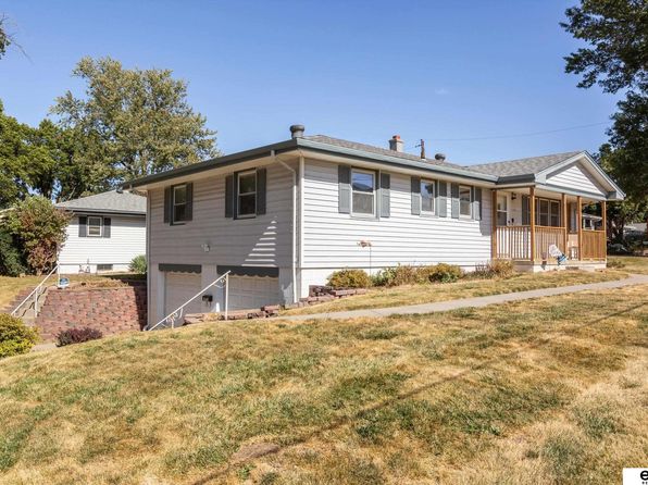 photo of 5420 Mary St, Omaha, NE 68152