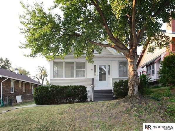 photo of 1427 Pasadena Ave, Omaha, NE 68107