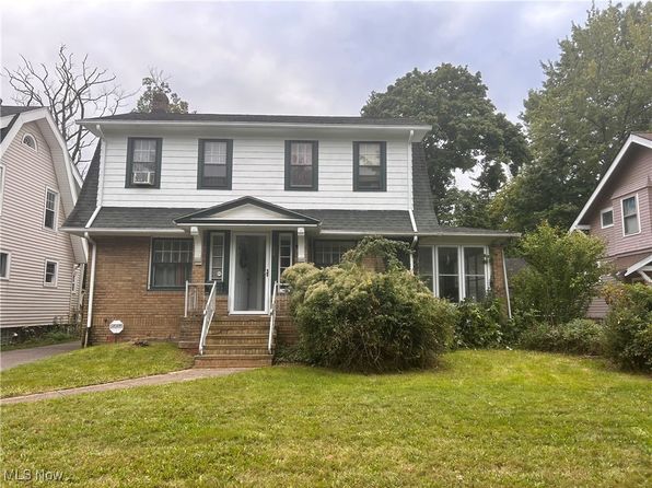 photo of 1533 Parkhill Rd, Cleveland Heights, OH 44121