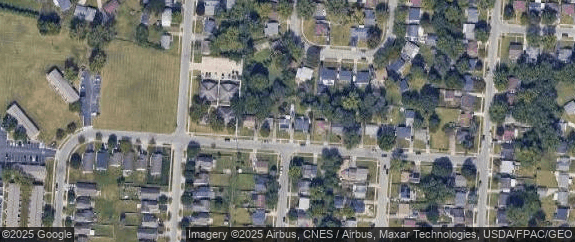 photo of 3296 Meridian Rd, Columbus, OH 43232
