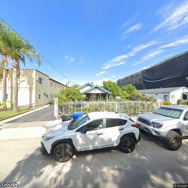 photo of 10865 BLIX ST LOS ANGELES CA 91602