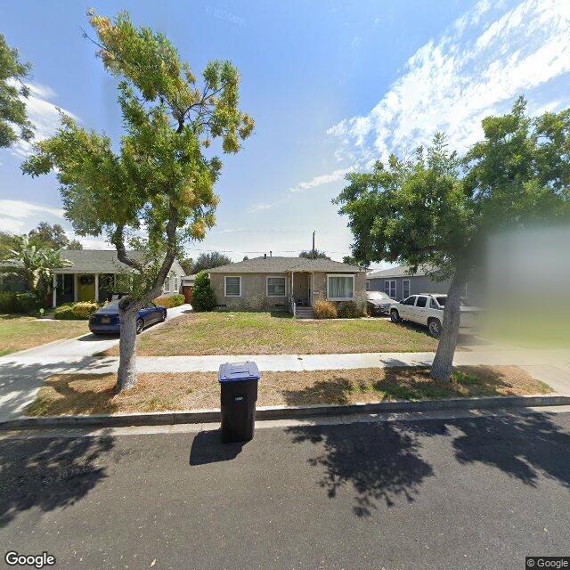 photo of 2224 N MANNING ST BURBANK CA 91505