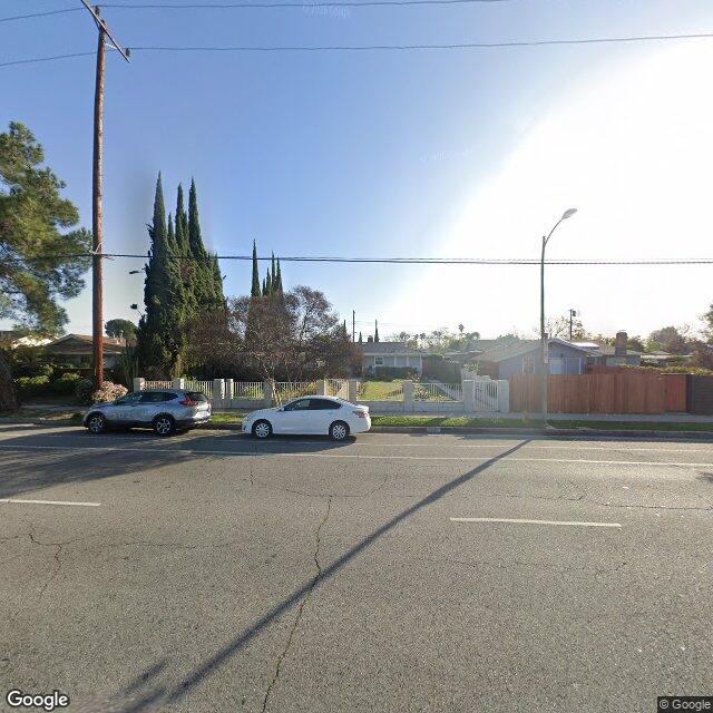 photo of 7830 FALLBROOK AVE LOS ANGELES CA 91304