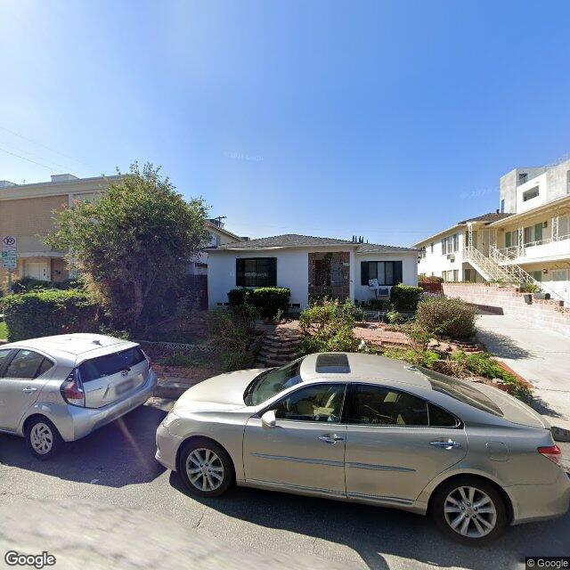 photo of 4423 CARTWRIGHT AVE LOS ANGELES CA 91602