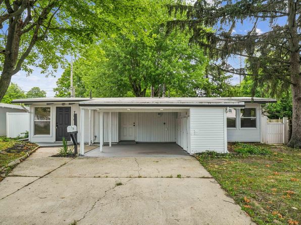 photo of 700 Raleigh Dr, Columbus, OH 43228