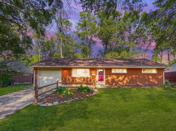 photo of 6548 Penick Dr, Reynoldsburg, OH 43068