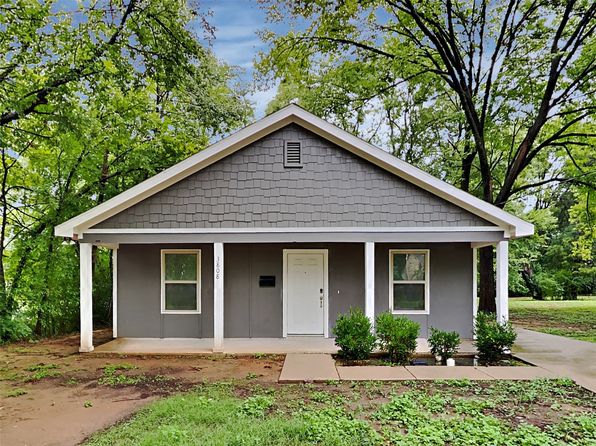 photo of 3808 De Maggio Ave, Dallas, TX 75210